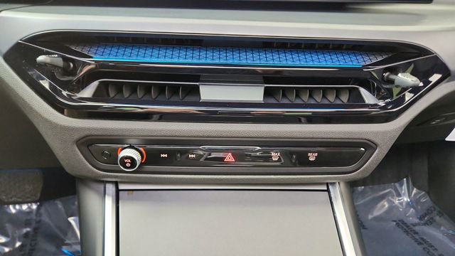 Used 2025 BMW 230i xDrive Coupe image 44