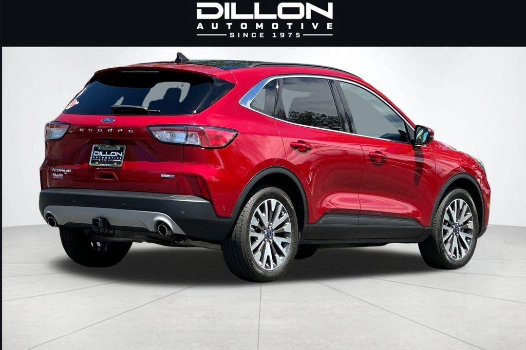 Used 2020 Ford Escape Titanium AWD/4WD image 4