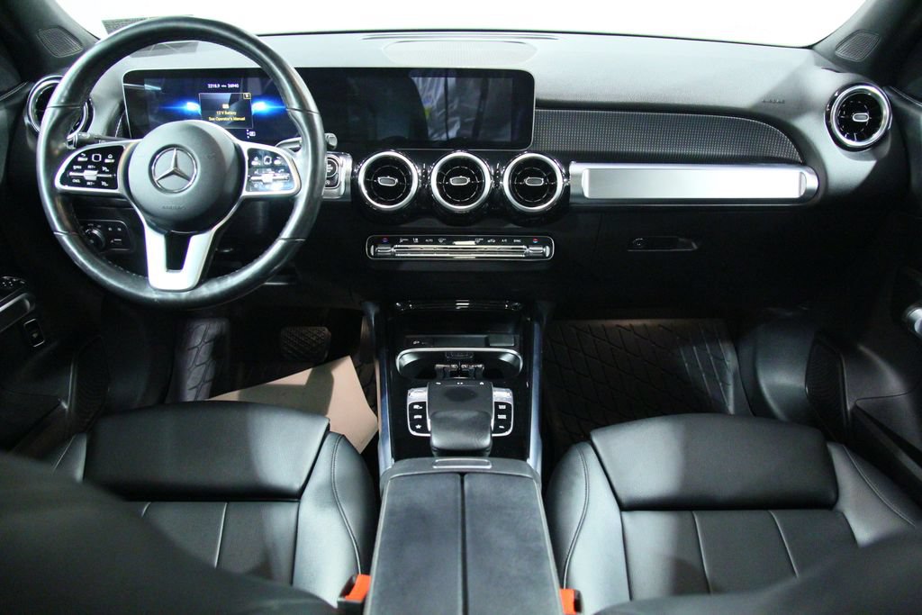 Used 2020 Mercedes-Benz GLB 250 4MATIC image 5