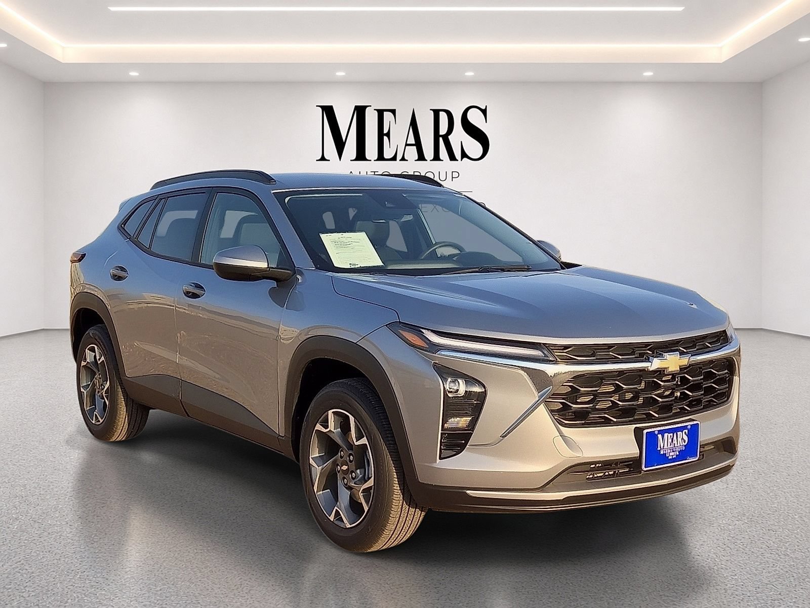 Used 2026 Chevrolet Trax LT FWD image 7