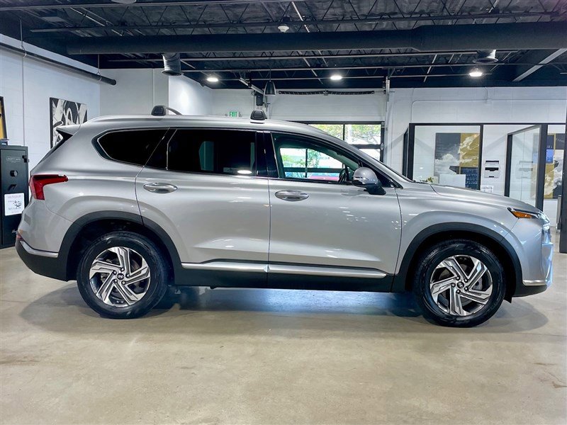 Used 2022 Hyundai Santa Fe SEL w/ Convenience Package image 6