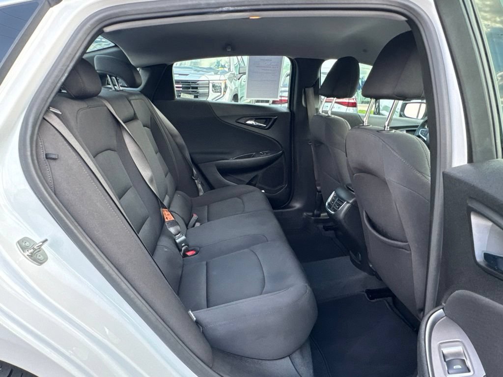 Used 2024 Chevrolet Malibu LT FWD image 19
