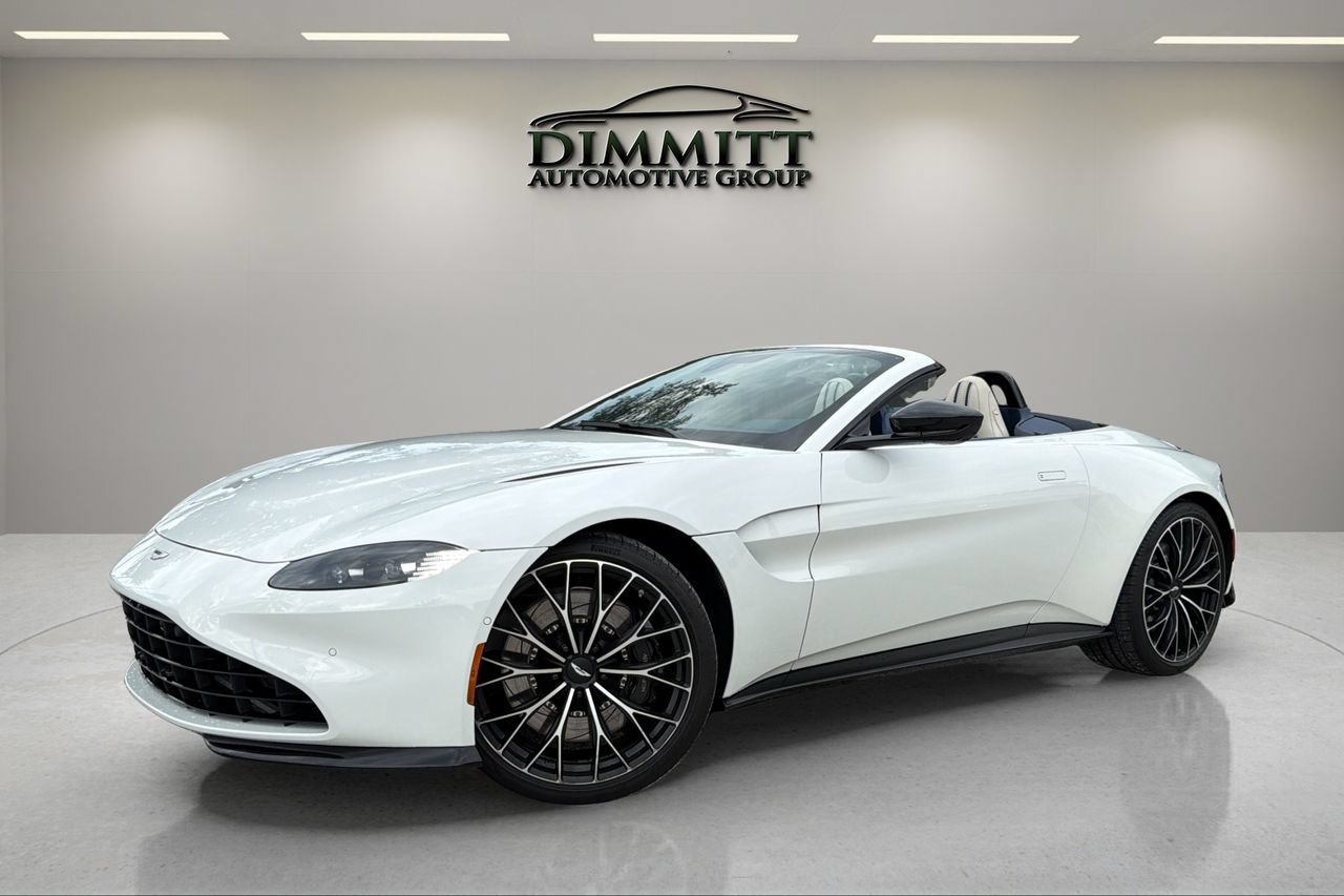 Used 2023 Aston Martin V8 Vantage Roadster RWD image 29