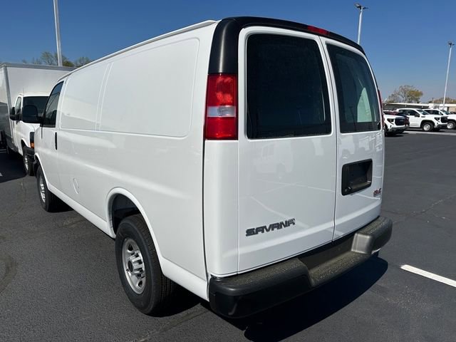 New 2025 GMC Savana 2500 w/ Communications Package image 5