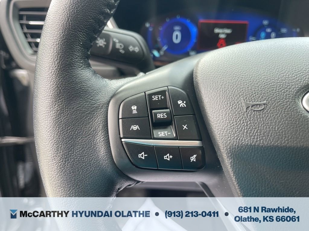 Used 2020 Ford Escape Titanium w/ Titanium Premium Package 2.0 image 22