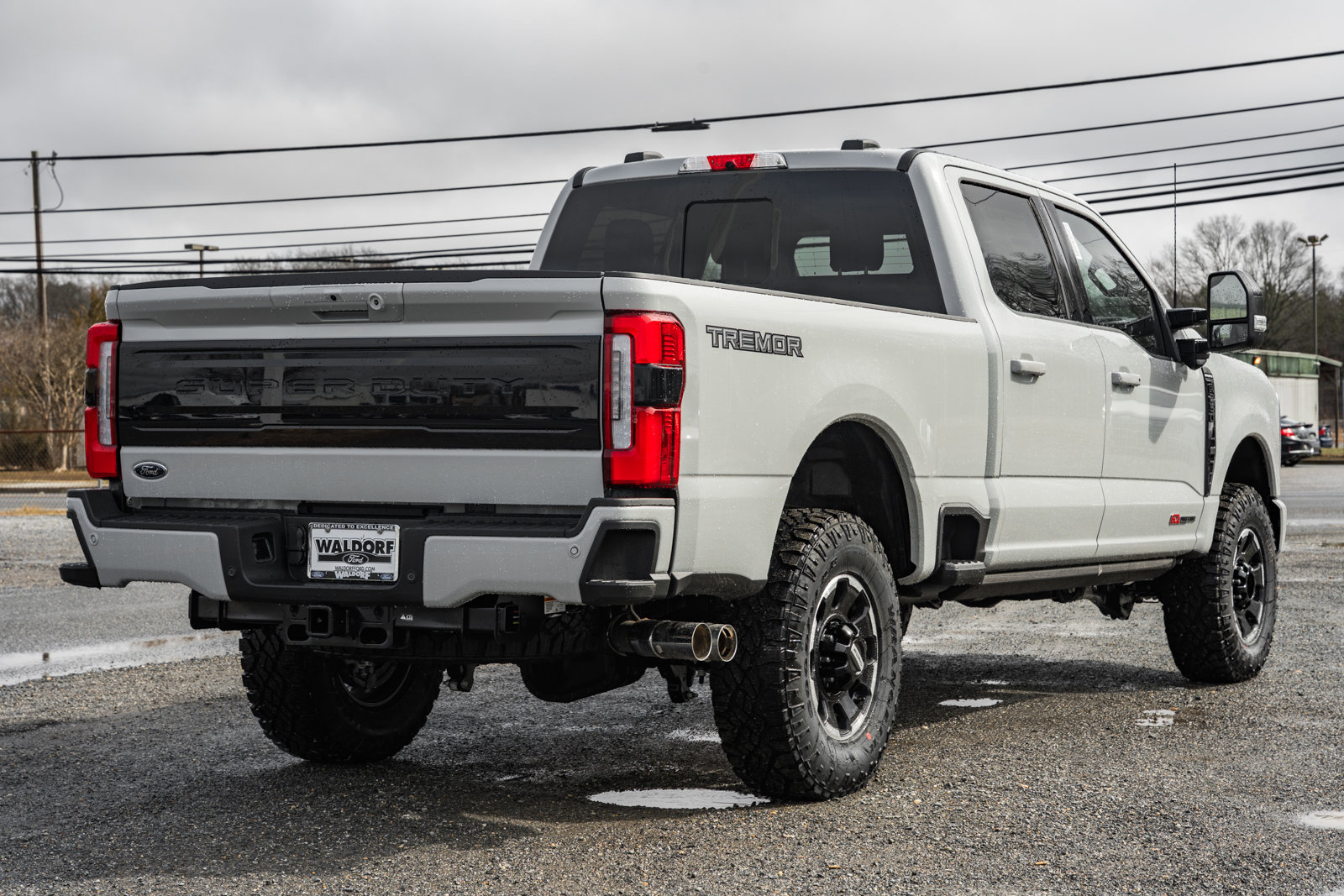 New 2026 Ford F250 Platinum w/ Tremor Off-Road Package image 5