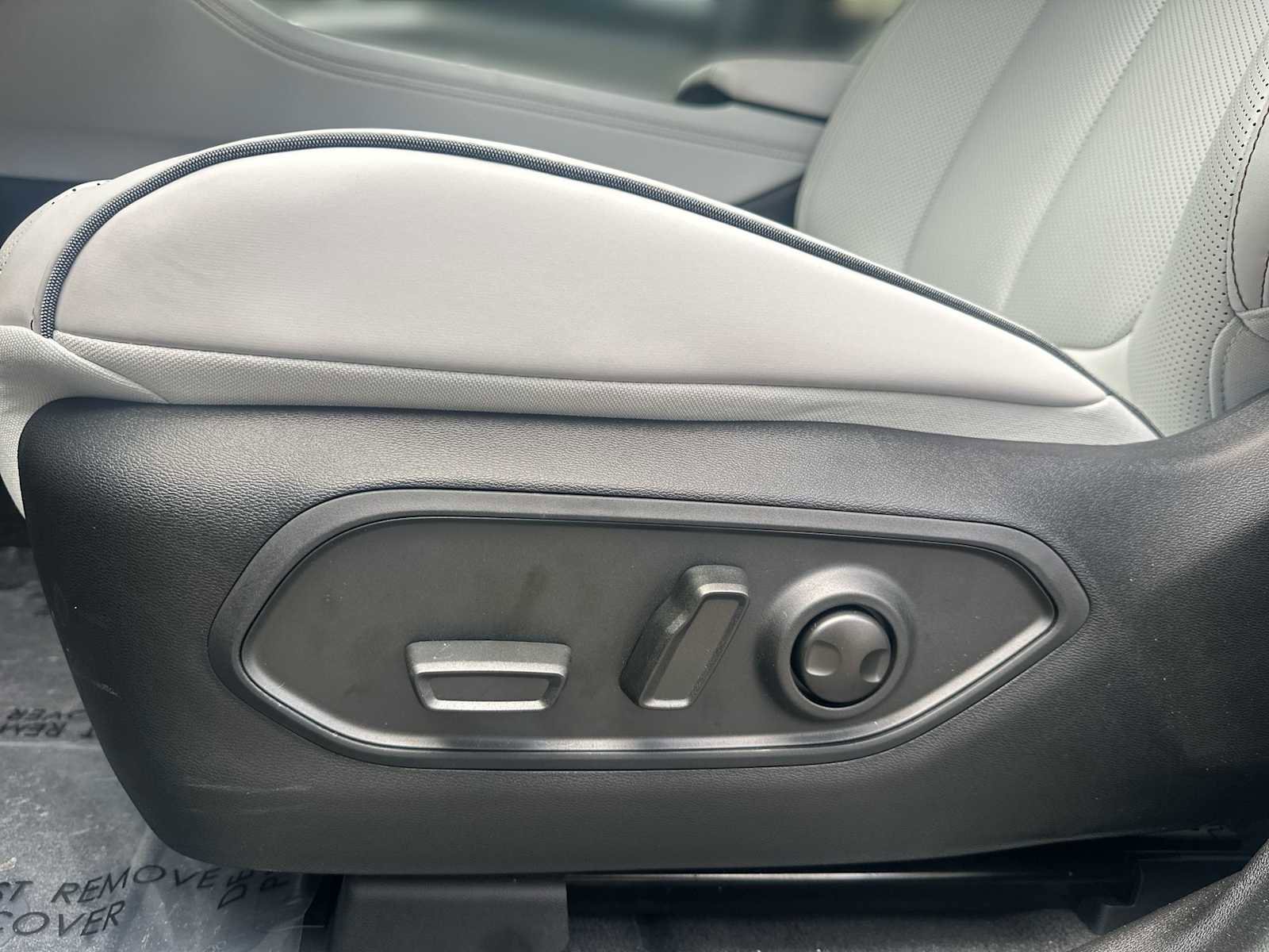 New 2025 Jeep Wagoneer S Limited image 14