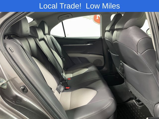 Used 2020 Toyota Camry XLE FWD image 21