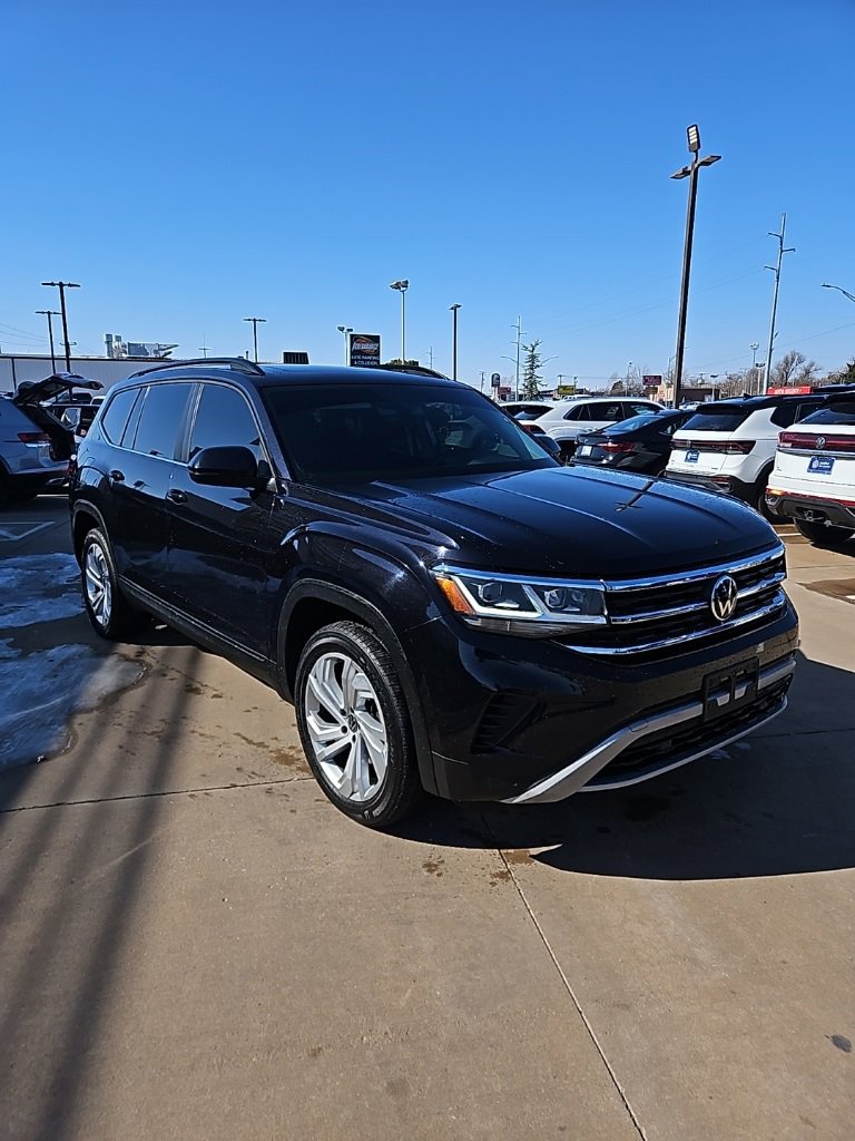 Used 2022 Volkswagen Atlas SE image 3