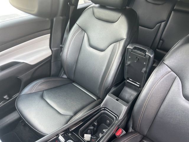 Used 2024 Jeep Compass Limited image 23