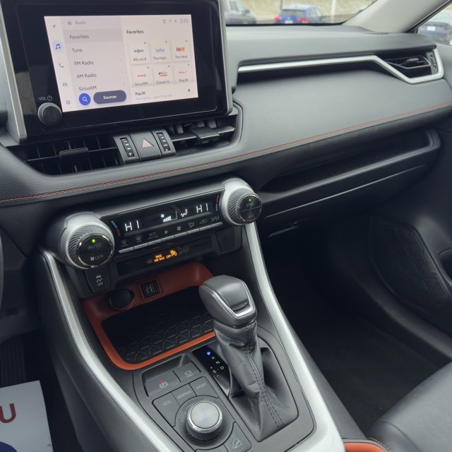 Used 2024 Toyota RAV4 Adventure image 22