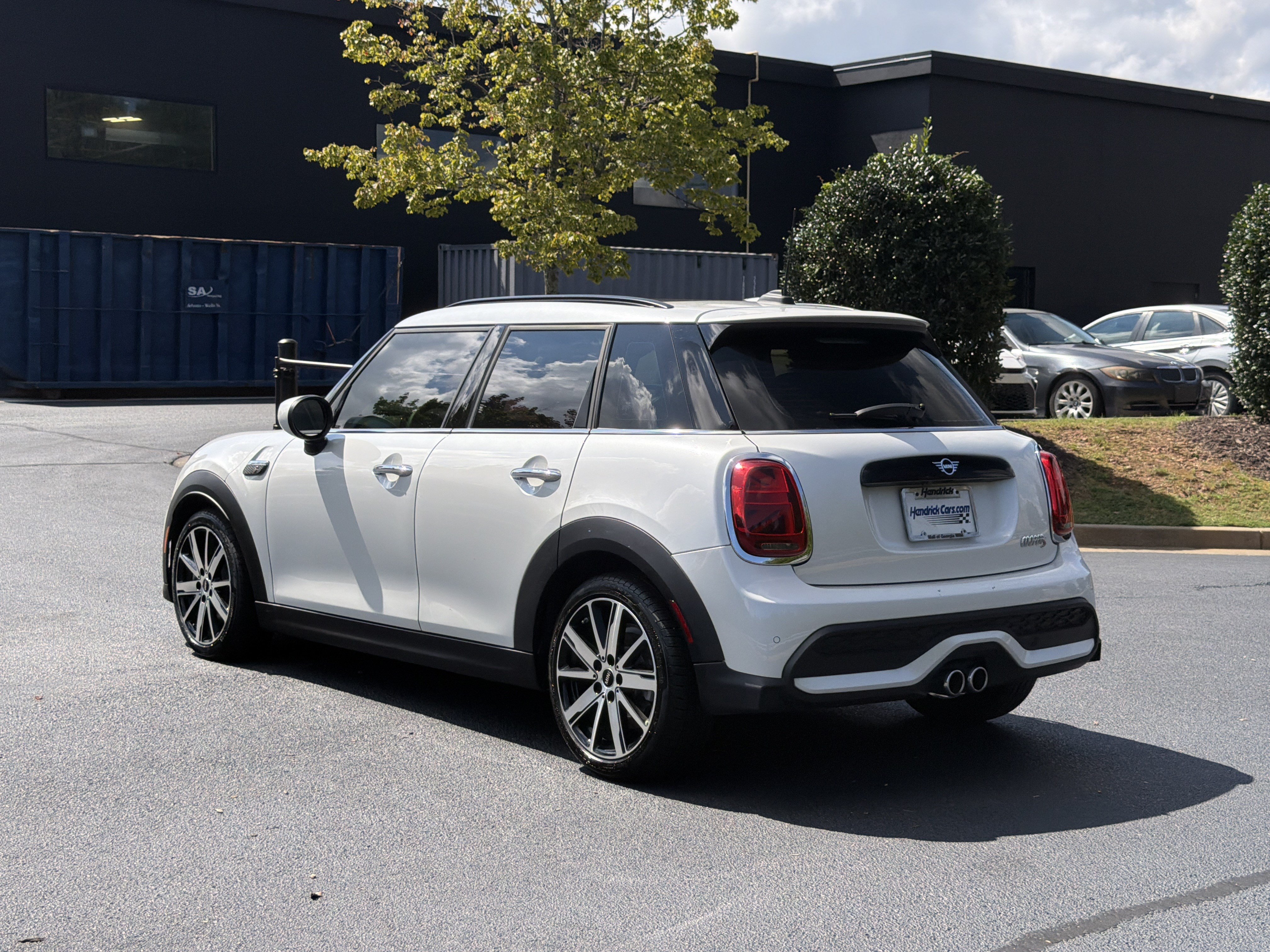 Used 2024 MINI Cooper S w/ Signature Upholstery Package FWD image 15