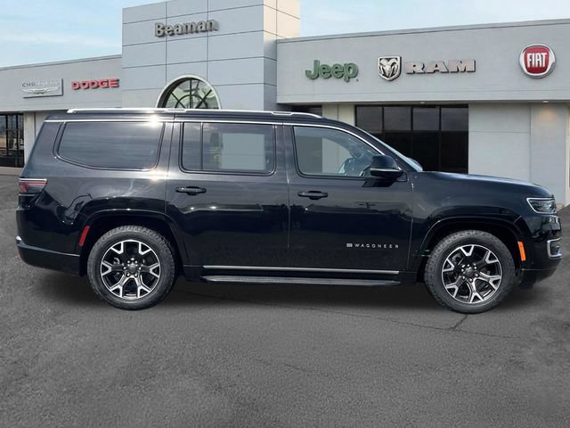 Used 2024 Jeep Wagoneer Series III AWD/4WD image 8