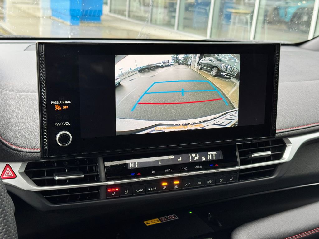 Used 2025 Toyota Sienna XSE w/ XSE Premium Package image 55