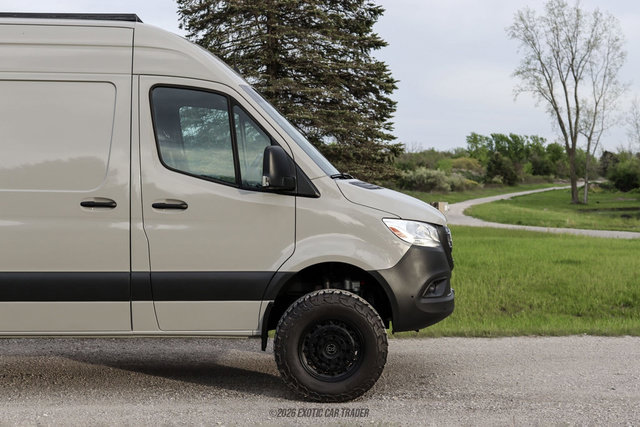 Used 2023 Mercedes-Benz Sprinter 2500 image 11