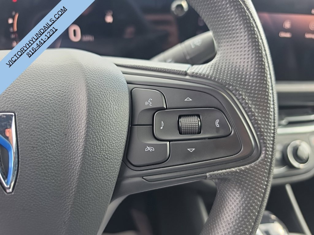 Used 2026 Buick Envista Preferred FWD image 21