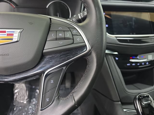 Certified 2023 Cadillac XT5 Premium Luxury AWD/4WD image 15
