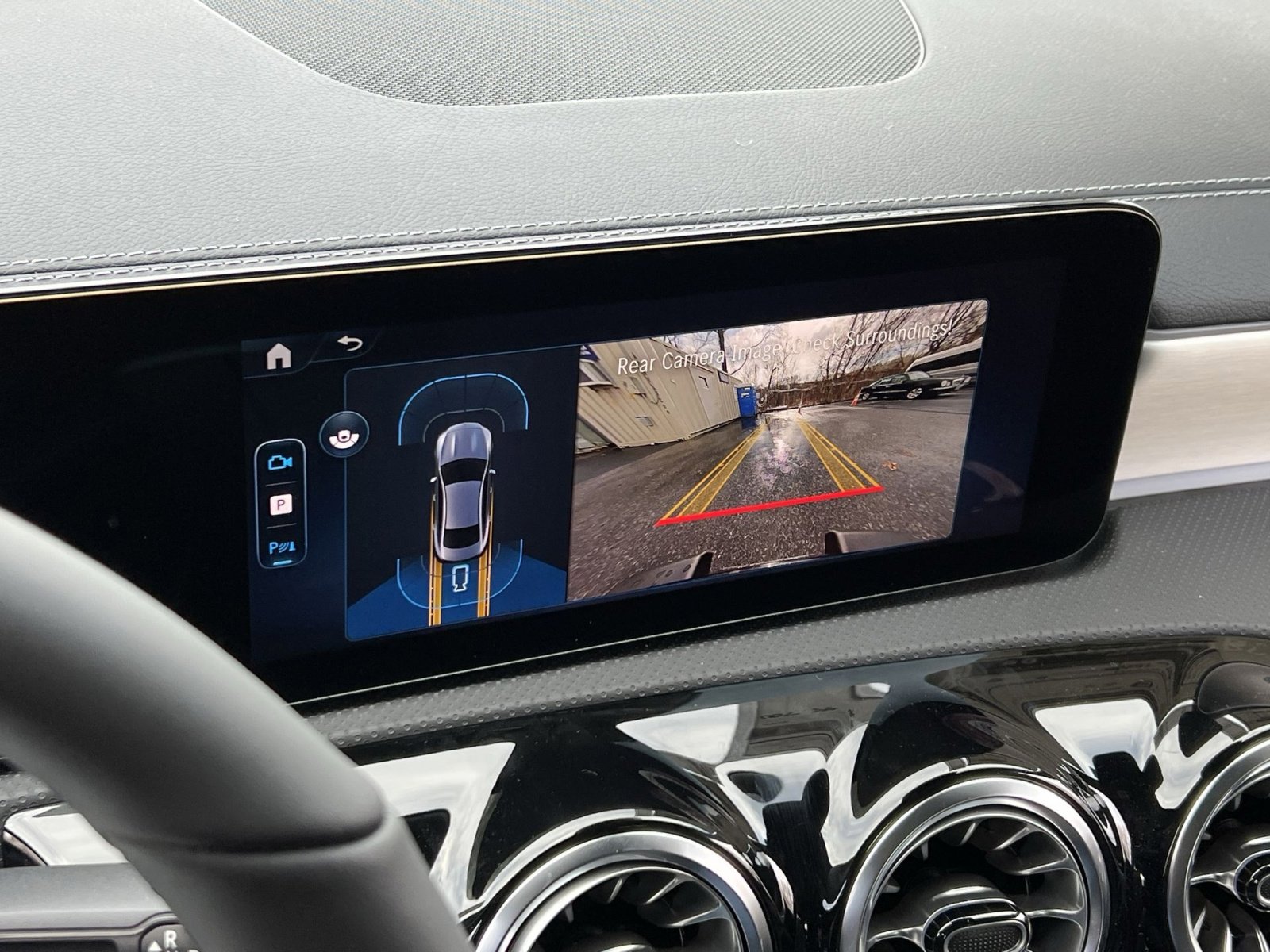 New 2026 Mercedes-Benz CLA 250 4MATIC image 17