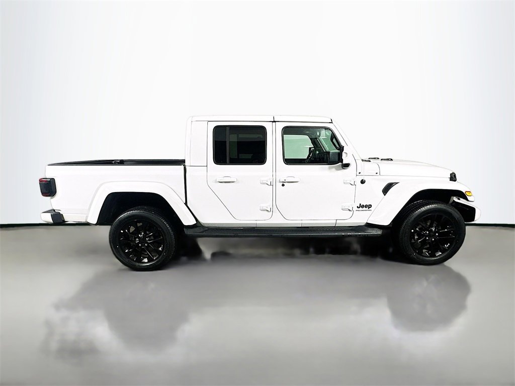 Used 2023 Jeep Gladiator Overland image 7