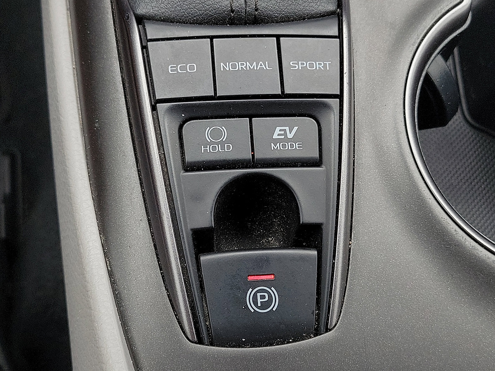 Used 2024 Toyota Camry SE w/ Audio Upgrade Package FWD image 16