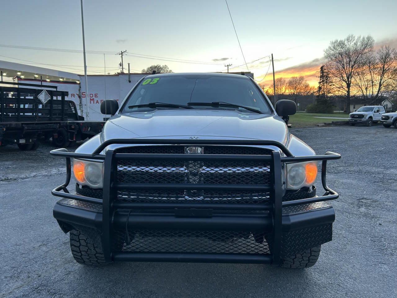 Used 2003 Dodge Ram 2500 Truck ST image 3