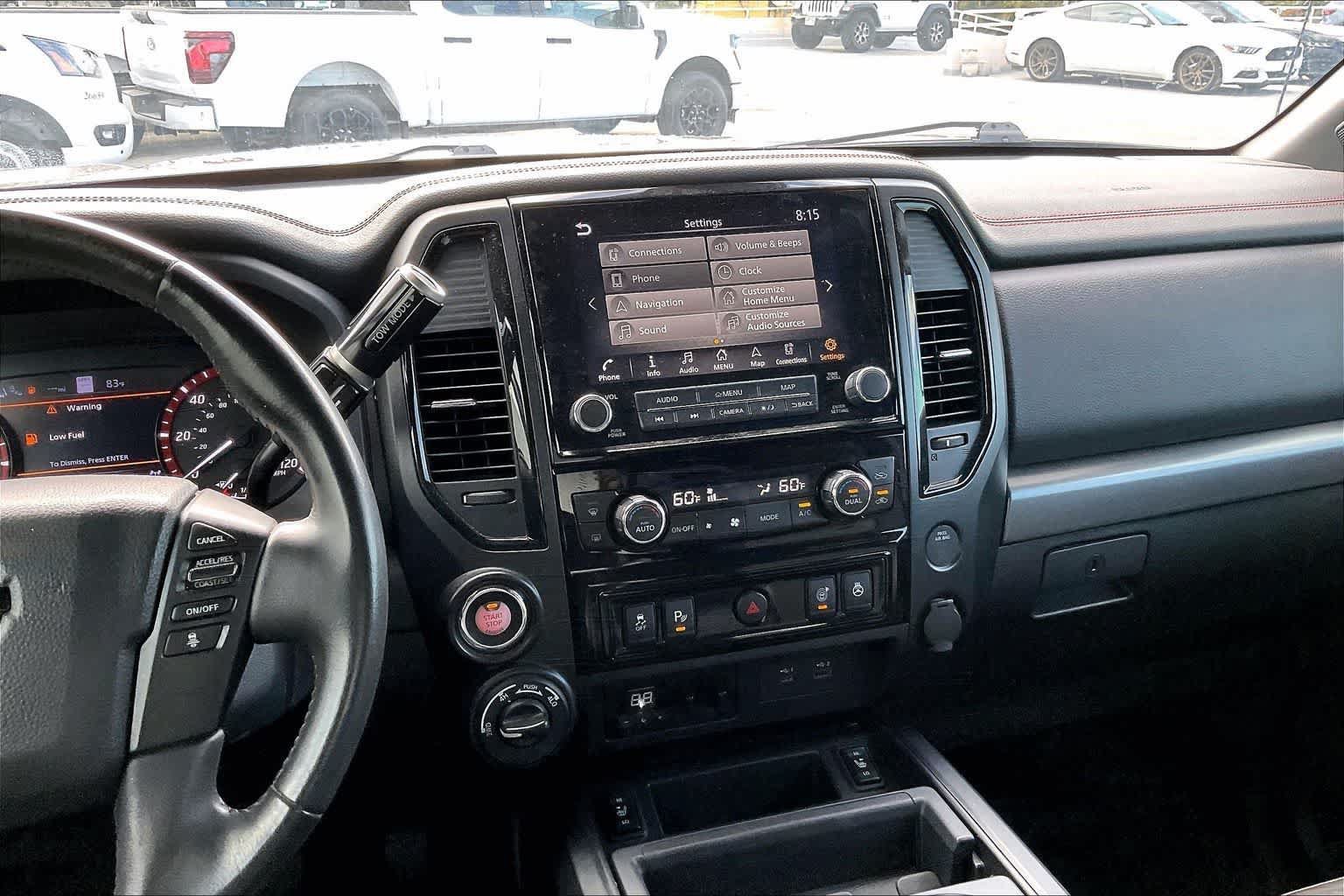 Used 2021 Nissan Titan PRO-4X w/ Pro-4x Convenience Package AWD/4WD image 15