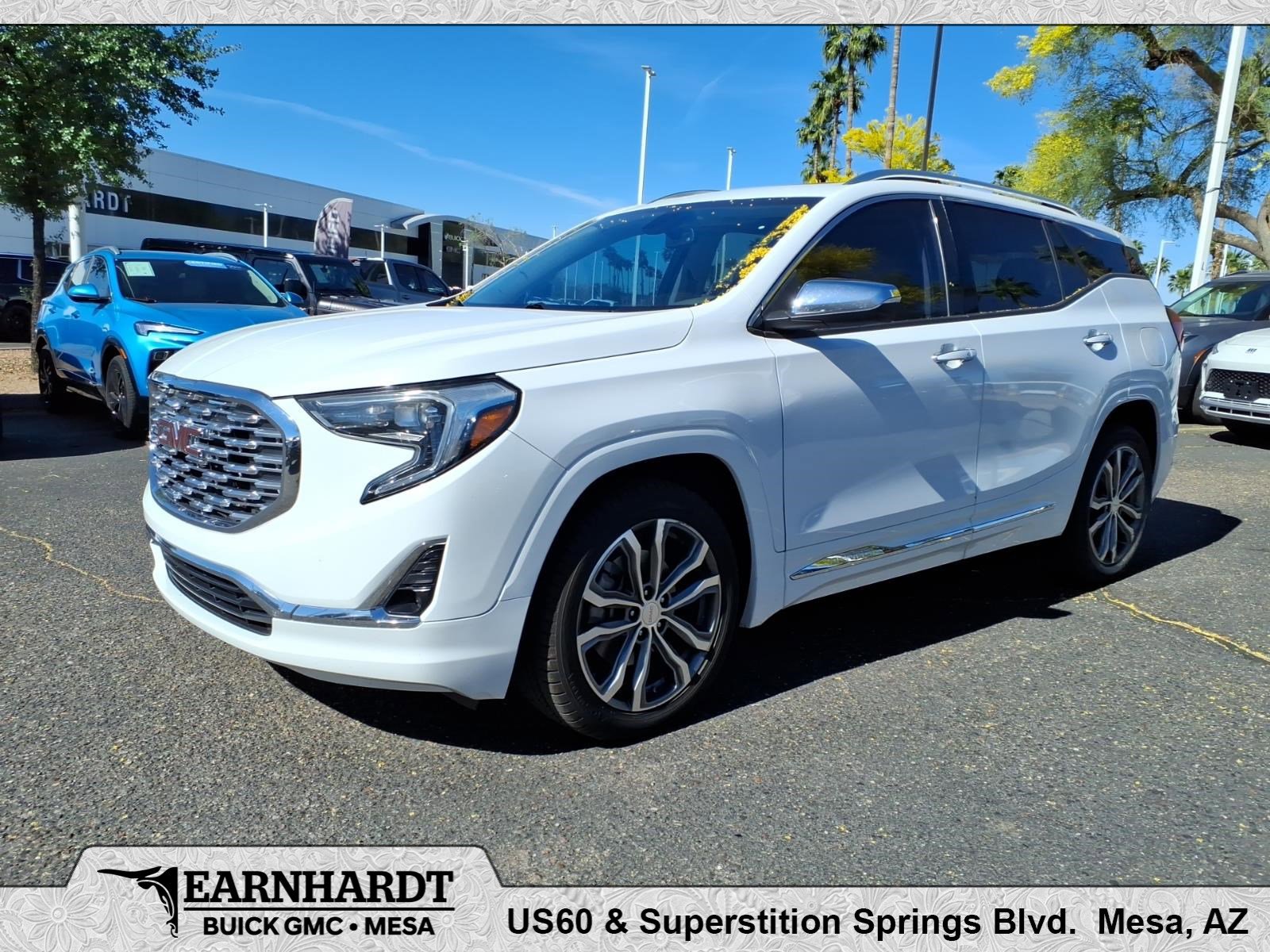 Used 2019 GMC Terrain Denali w/ Comfort Package FWD image 1