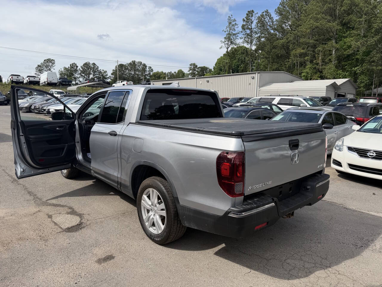 Used 2017 Honda Ridgeline RT image 7