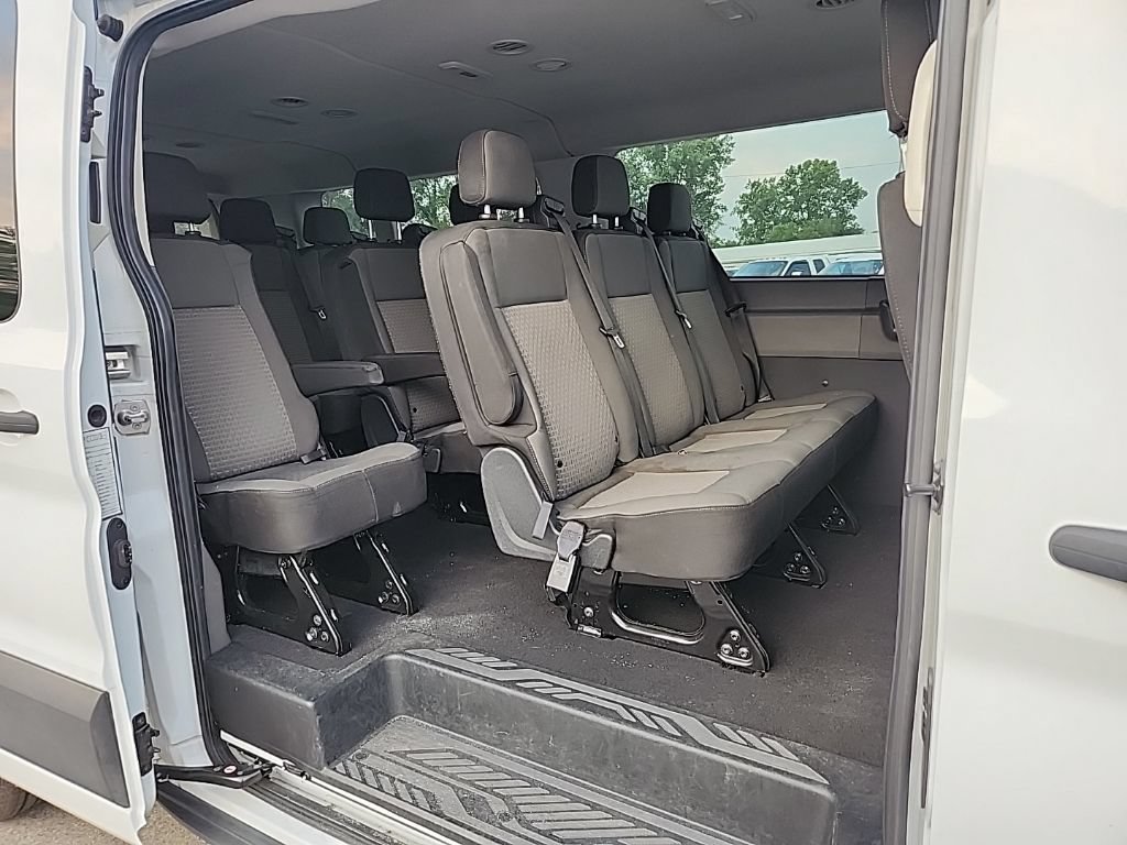 Used 2024 Ford Transit 350 XLT RWD image 10
