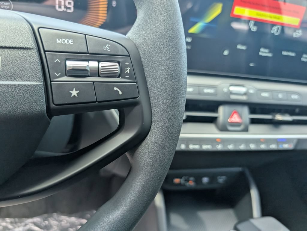 New 2026 Kia K4 FWD image 17