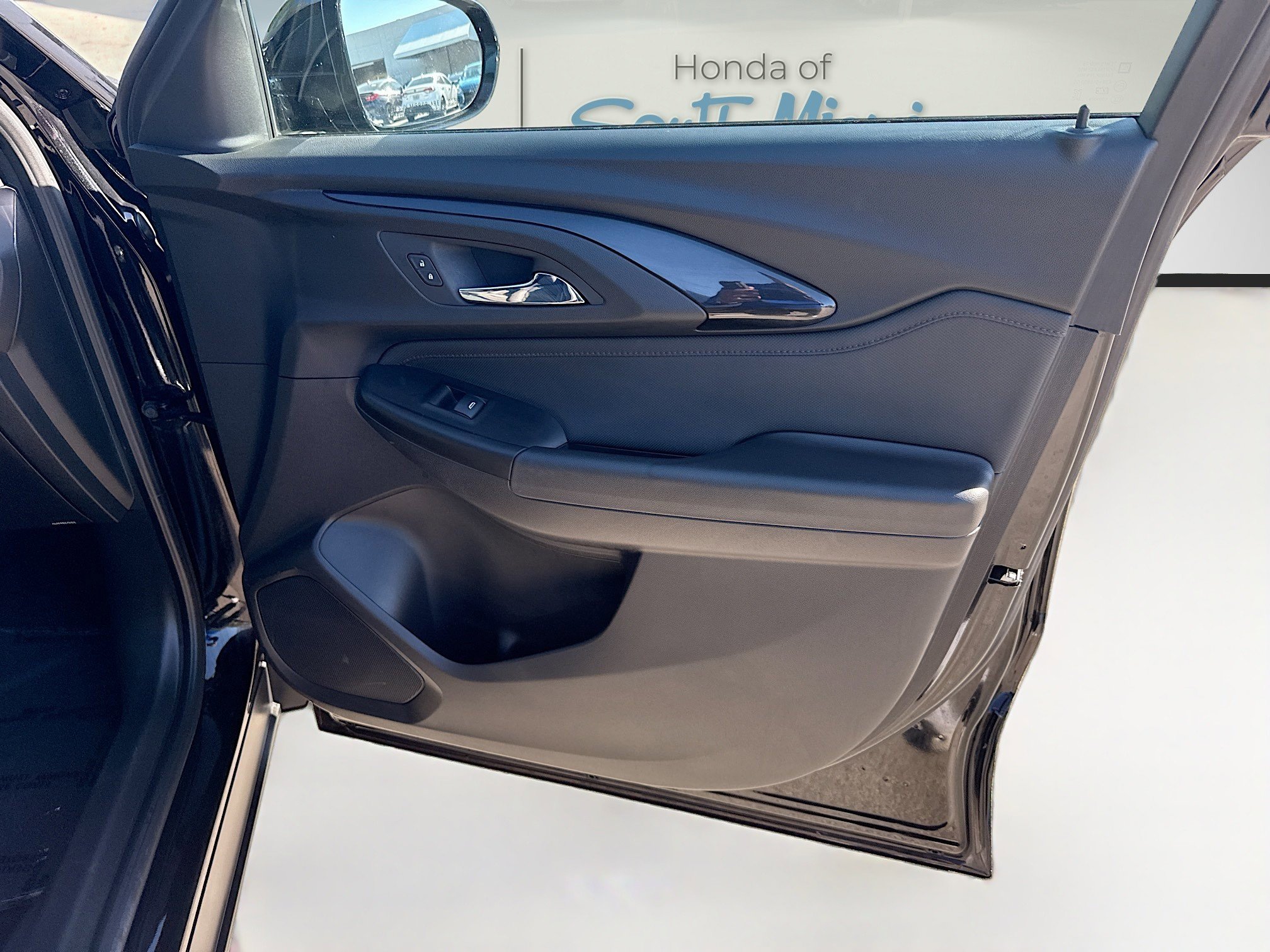 Used 2022 Chevrolet TrailBlazer RS image 32