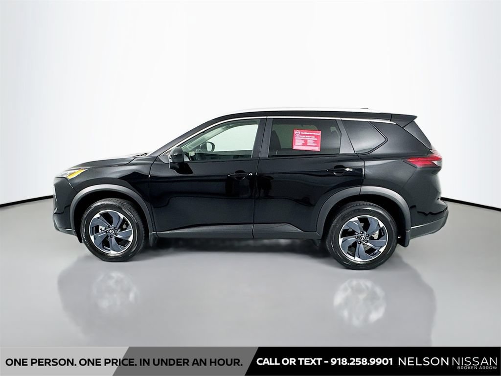 Certified 2025 Nissan Rogue SV w/ SV Premium Package FWD image 8