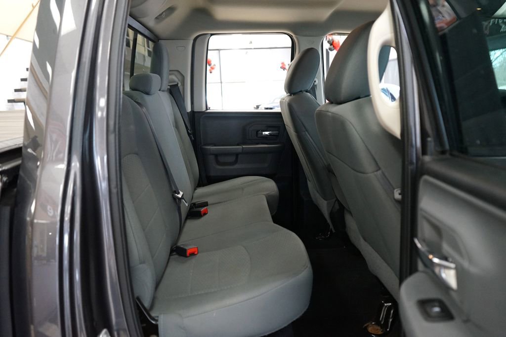 Used 2016 RAM 1500 Classic SLT image 12