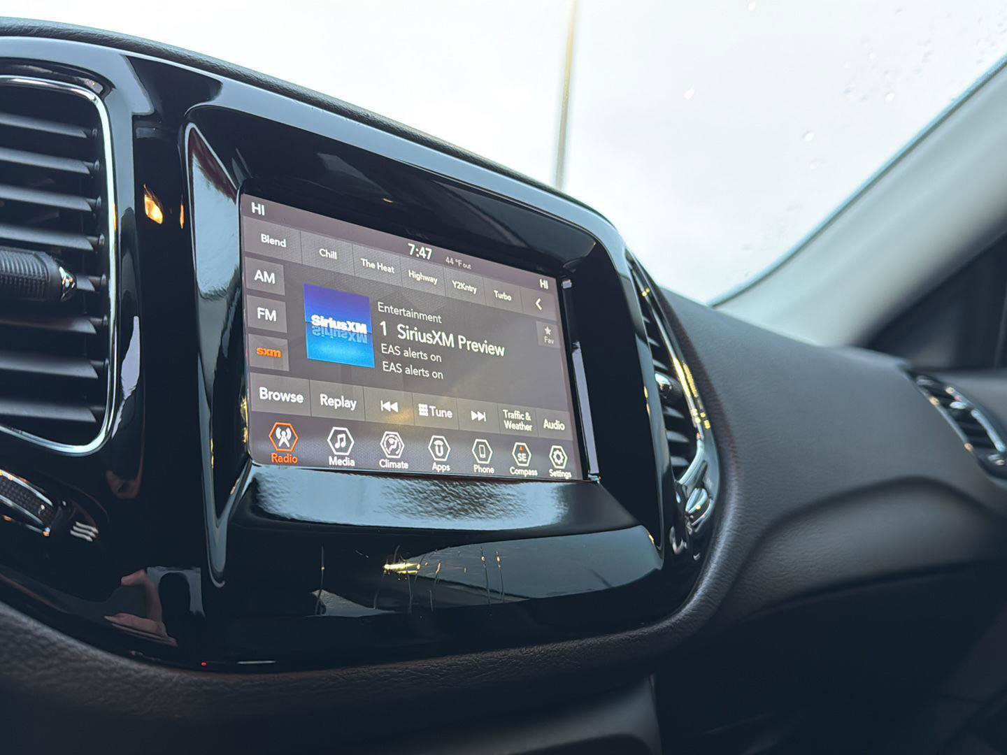 Used 2021 Jeep Compass Latitude image 22