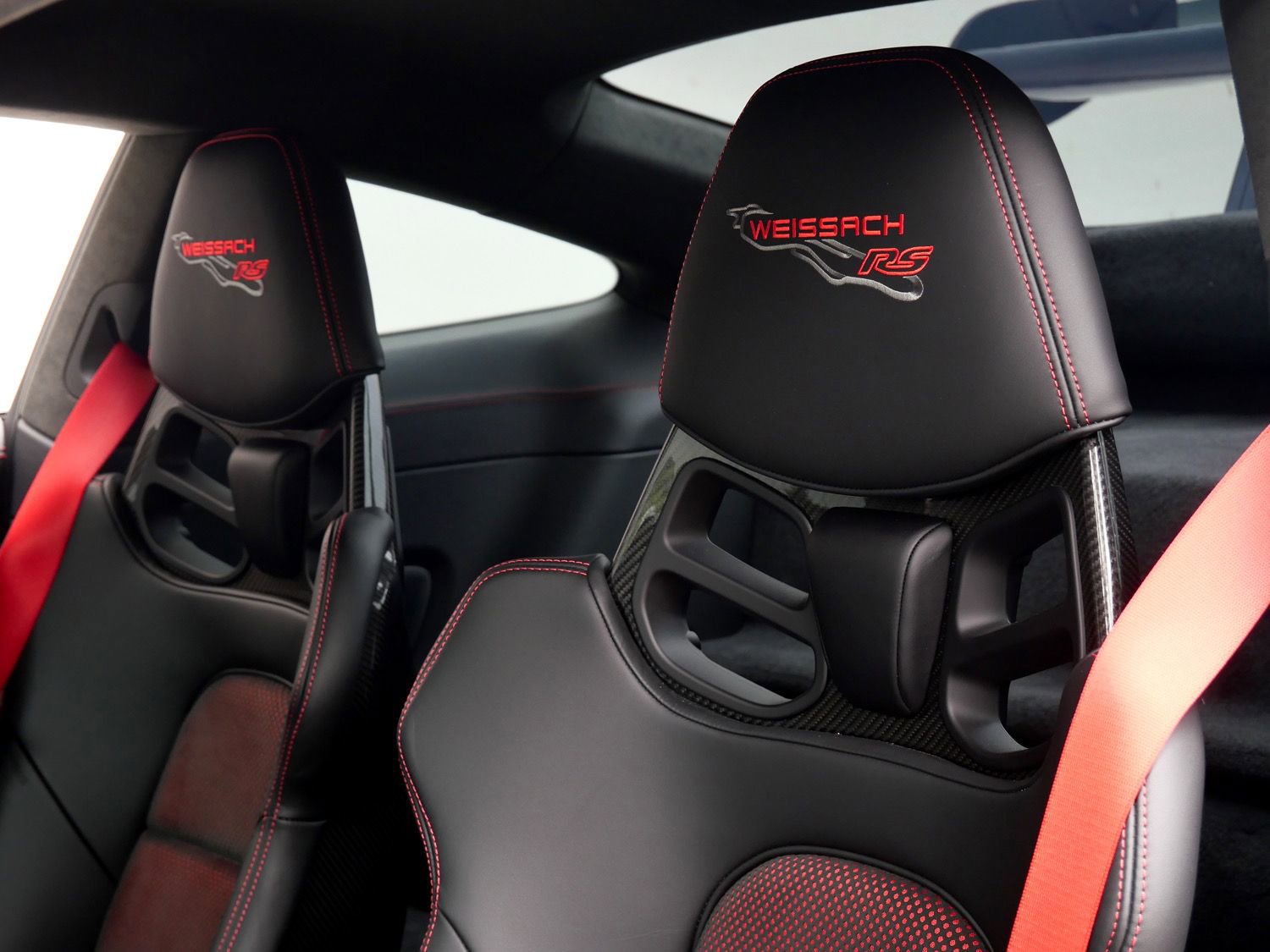 Used 2025 Porsche 911 GT3 RS image 24