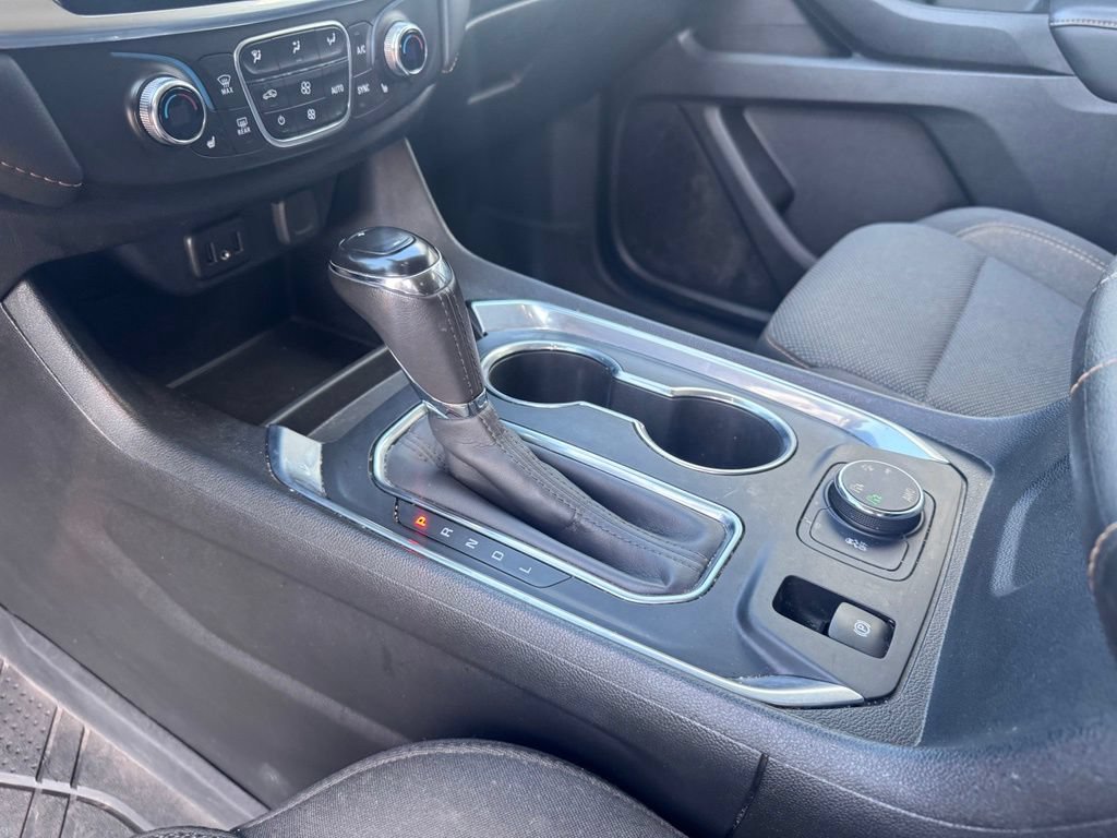 Used 2019 Chevrolet Traverse LT w/ LPO, Floor Liner Package AWD/4WD image 20