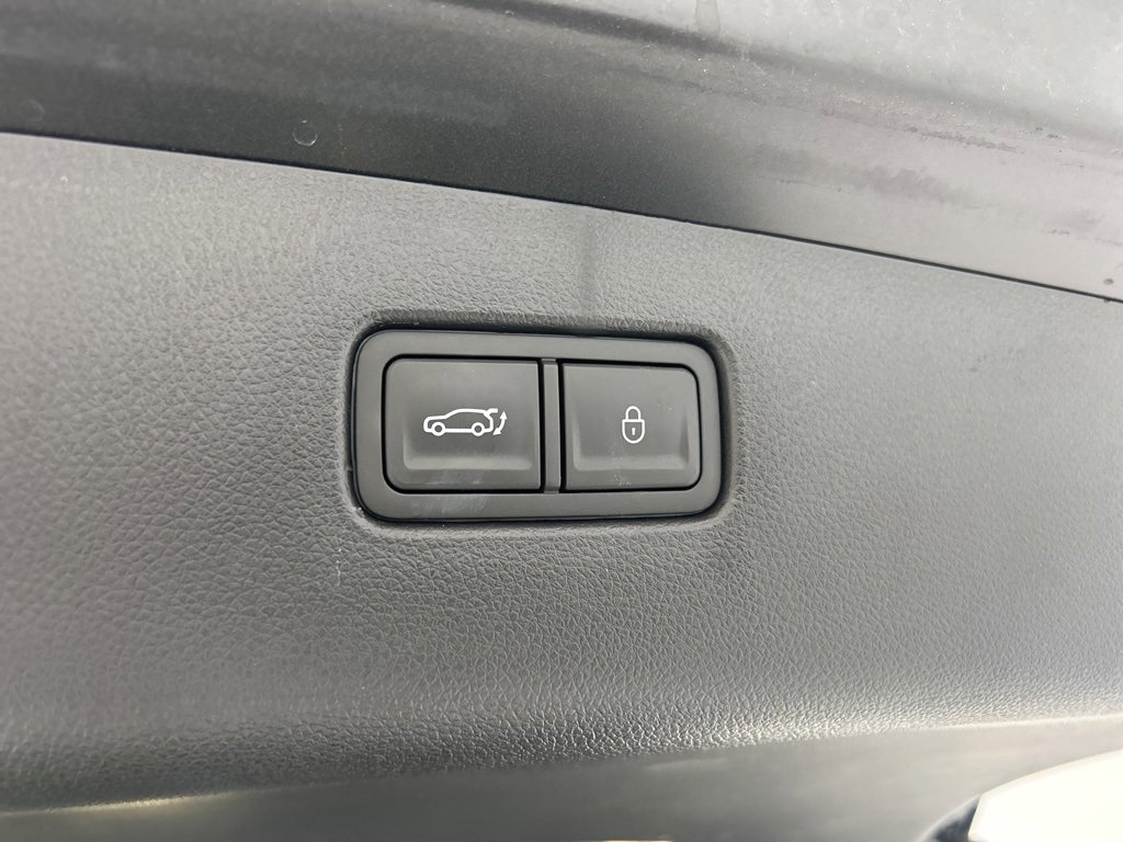 Used 2026 Genesis GV70 2.5T Advanced image 33