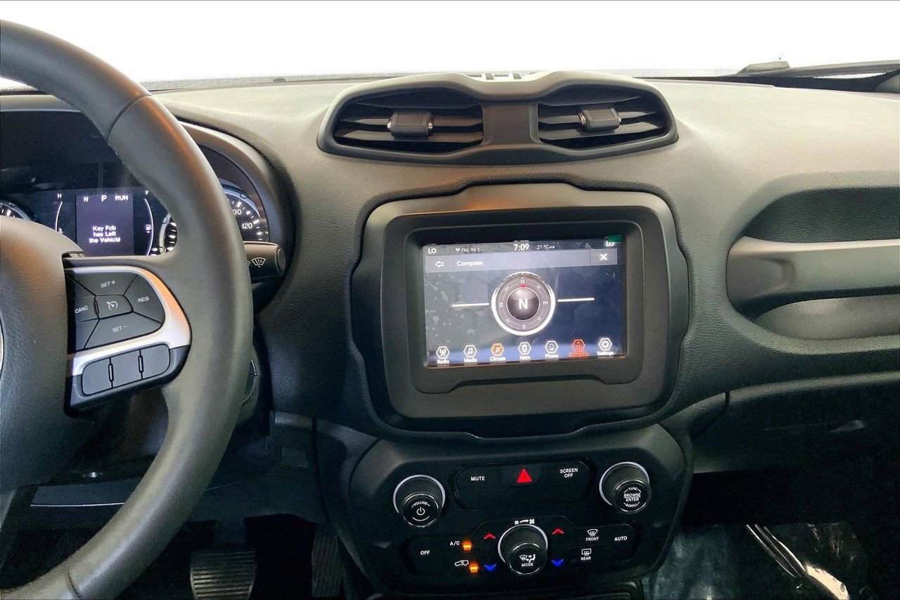 Used 2020 Jeep Renegade Latitude image 5