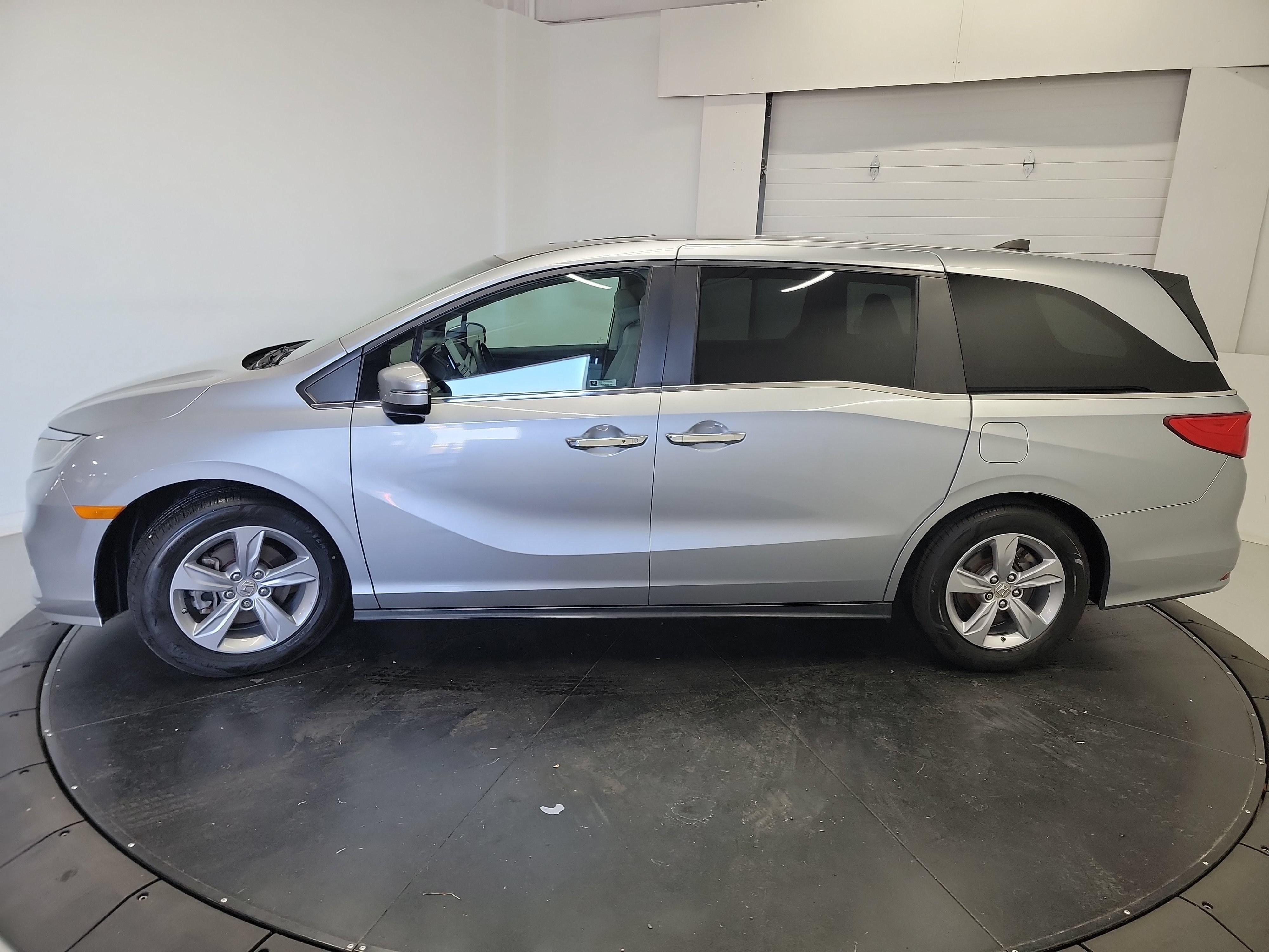 Used 2019 Honda Odyssey EX-L image 4