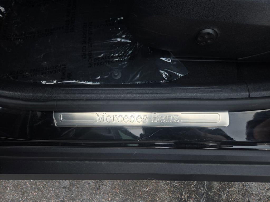 Used 2023 Mercedes-Benz GLC 300 4MATIC image 20