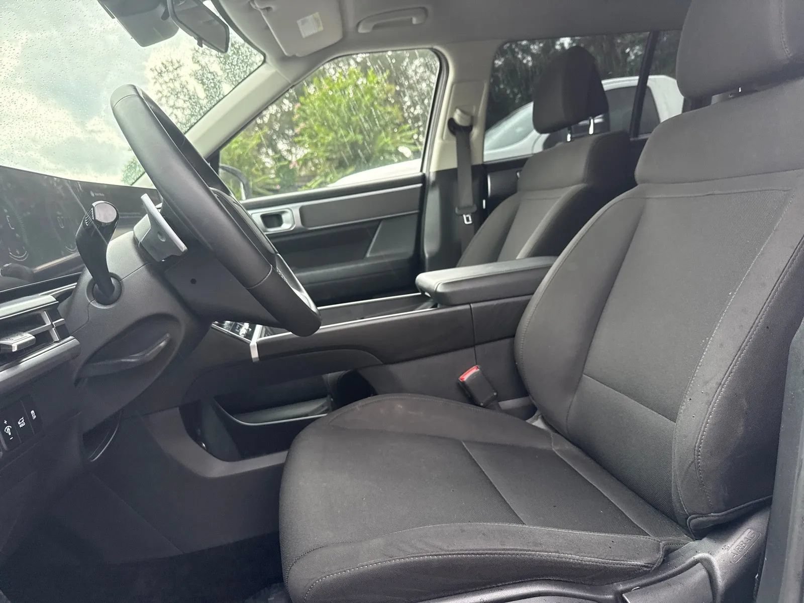 Used 2026 Hyundai Santa Fe SE FWD image 12