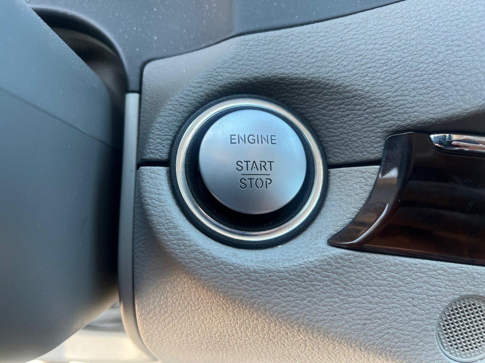 Used 2013 Mercedes-Benz E 350 E 350 image 30