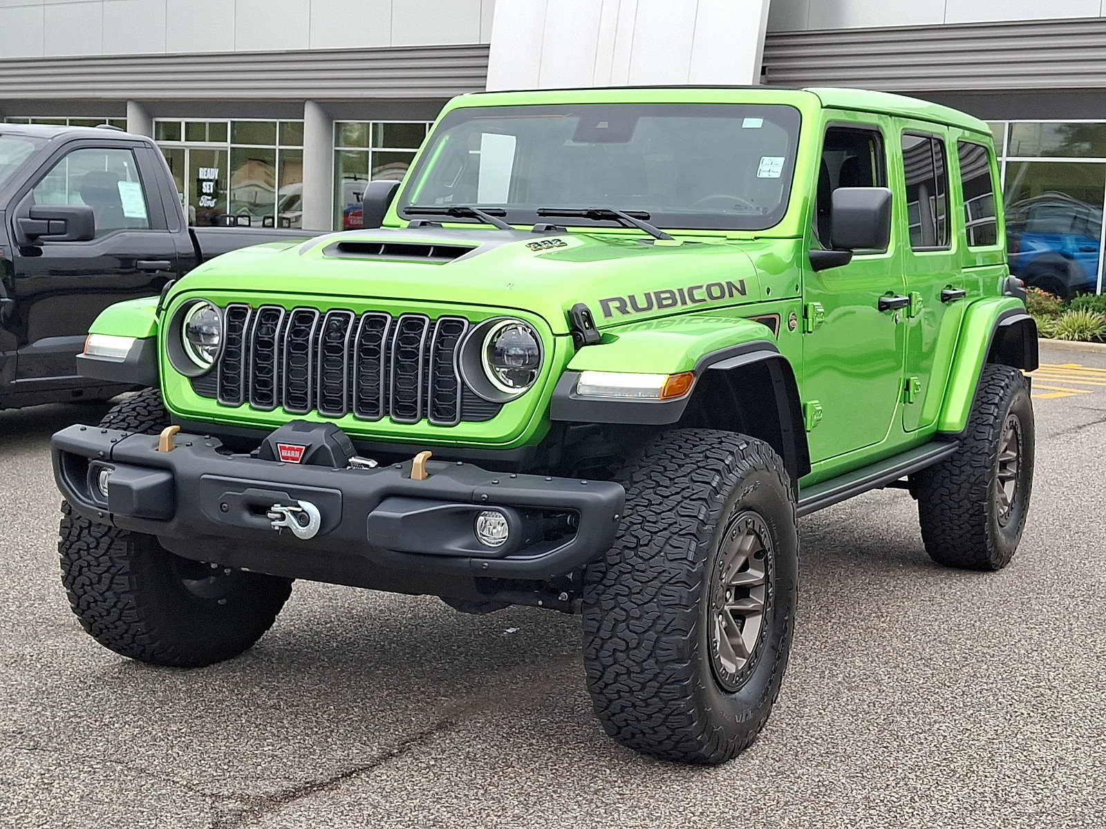 Used 2025 Jeep Wrangler Unlimited Rubicon 392 AWD/4WD image 4