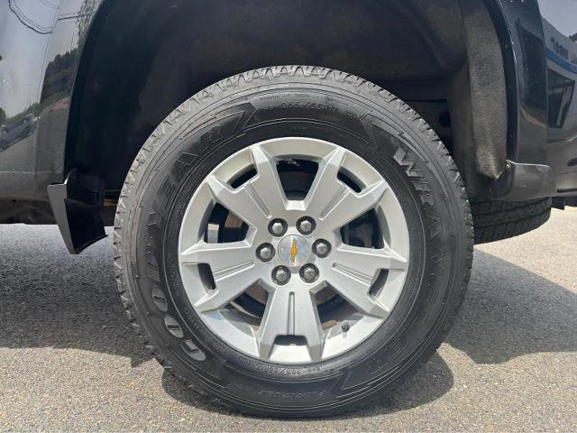 Used 2022 Chevrolet Colorado LT w/ LT Convenience Package AWD/4WD image 4