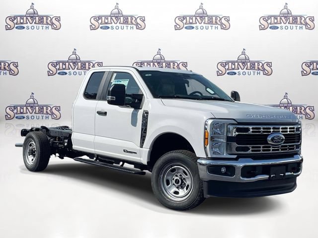 New 2026 Ford F350 XL w/ XL Chrome Package