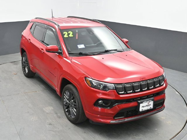 Used 2022 Jeep Compass Limited AWD/4WD image 32