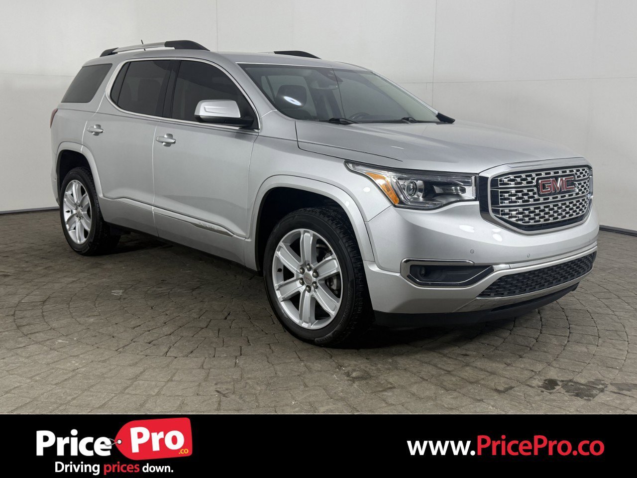 Used 2019 GMC Acadia Denali w/ LPO, Floor Liner Package image 1