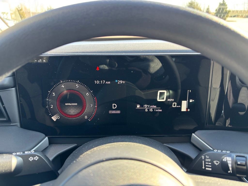 Used 2025 Nissan Kicks S image 24