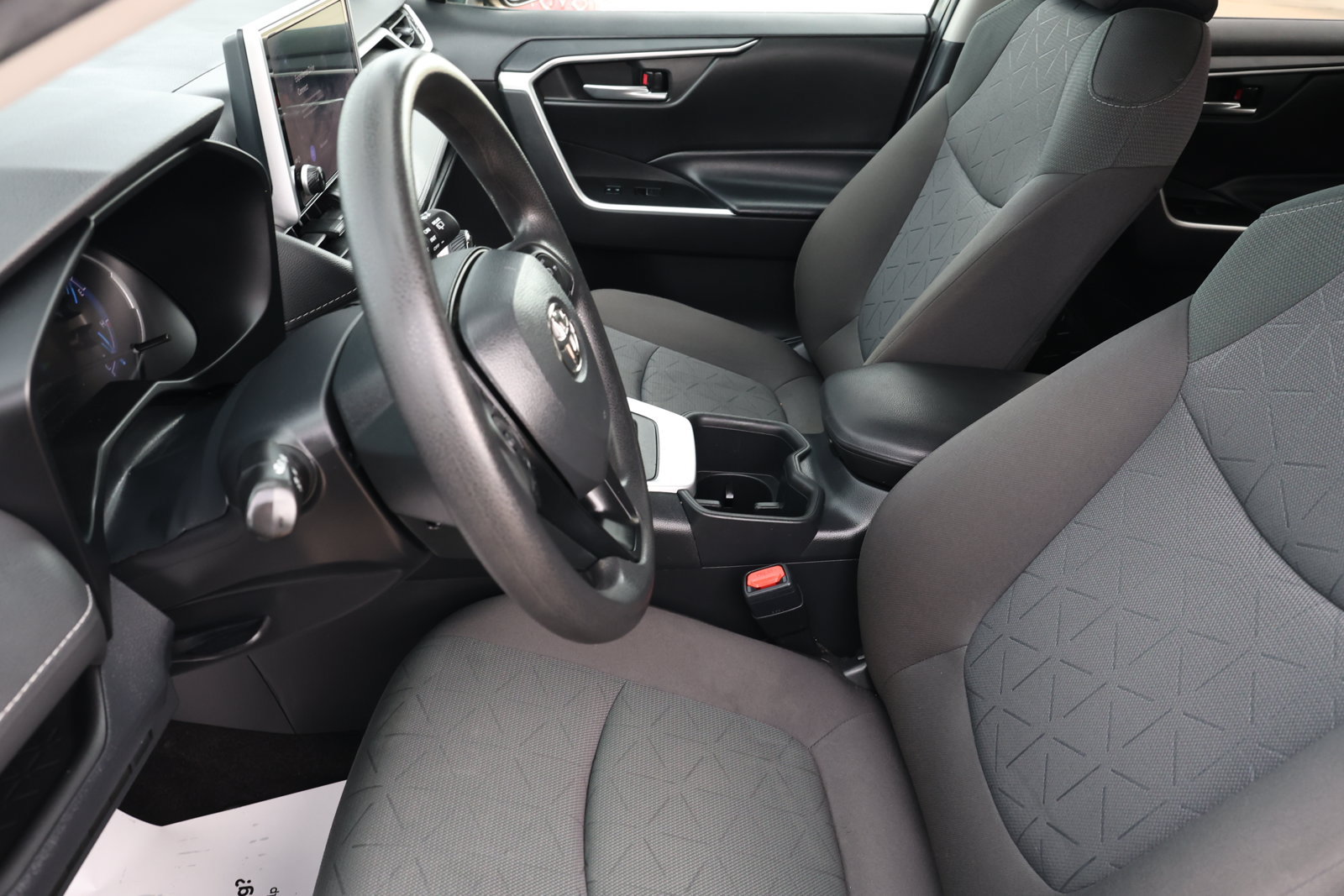 Used 2023 Toyota RAV4 XLE w/ Convenience Package AWD/4WD image 14