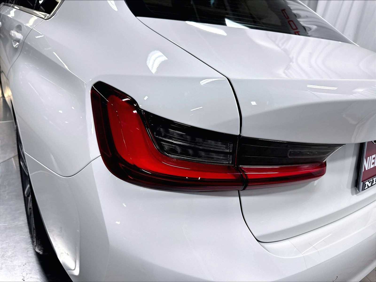 Used 2022 BMW 330i Sedan w/ Premium Package RWD image 35